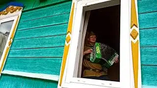 Песня День Победы на гармони. Гармонист Алексей ЛеонЕнков 