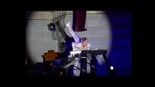 Schlangenfrau buchen | Atemberaubende Kontorsions-Show für Ihr Event! ✨