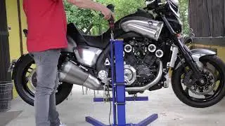 1700 VMax Big Blue Motorcycle Lift in Paris