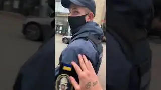 А вы бы ему заняли?