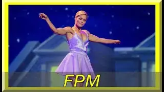 Erste Fotos der Weihnachtsshow    Helene Fischer zeigt ihren stahlharten Körper - FPM