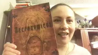 “Necronomicón: el libro maldito de Alhazred” de Donald Tyson, editorial Edaf.