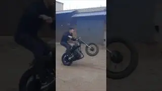 Упал с мотоцикла.Как не нужно Стантить!!! #shorts #crash #motorcycle #bike #stunt