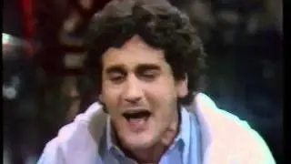 SCHIPA JR. sings 