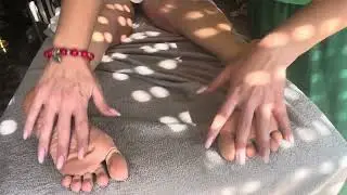 АСМР 🦶 Массаж ног + щекотка пёрышком 🪶