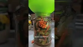 Салат из огурцов По-корейски. Отличный вариант, чтобы приготовить вкуснятину из переросших огурцов