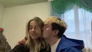 Злой поцеловал Алину ❤