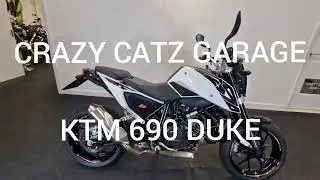 KTM 690 DUKE