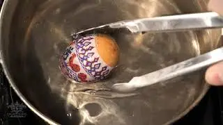 EASY egg craft! How to Use Easter Egg Wraps from Legacy Icons...