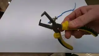 Зачистка ПРОВОДОВ Или КАК Убрать ИЗОЛЯЦИЮ С Провода - Cleaning Wires OR HOW TO REMOVE INSULATION