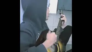 LUCAVEROS-LONELY (она такая сонная,в сером кардигане)на гитаре 😍