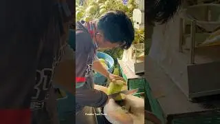 Coconut Cutting Skills #shorts