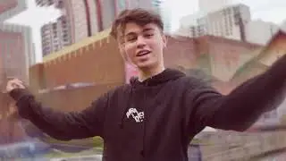 Xavier Weeks - Got Me Started [Official Music Video]