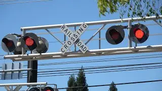 Aerojet Rd. Railroad Crossing, Beacon Covers Fell Off - SacRT Light Rail - Rancho Cordova CA