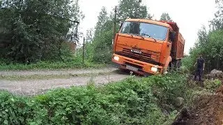 СТРОЙКА БЕЗ ЦЕНЗУРЫ КАМАЗ УПАЛ В КАНАВУ  Выгрунтовка, заезд