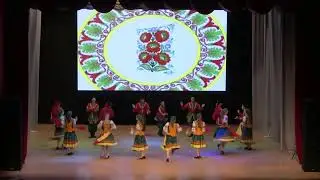 Гарна молодичка