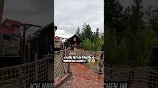 BLAMIERT IM FREIZEITPARK! 💀🤣 #freizeitpark #attraktion #wildwasserbahn #shorts #peinlich #fail #omg