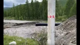 В Окинском районе Бурятии восстанавливают размытую дорогу