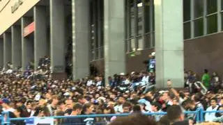 Hot Girl Flashes Tits After Vancouver Canucks Win Stanley Cup Final Game 5! Downtown Crowd!