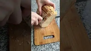 Хлеб испекла fresh white bread