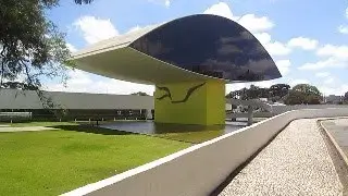 A Day At The Oscar Niemeyer Museum