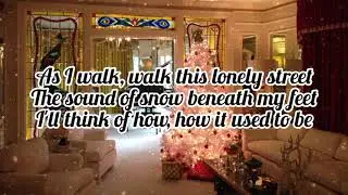 Elvis Presley - Holly Leaves And Christmas Trees (Lyrics)