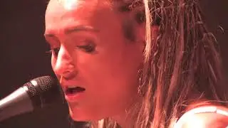 Arielle and Marky Lennon write and perform a song at TopTune