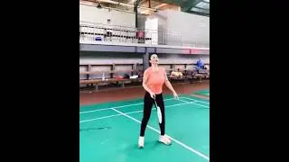 🔴 Tante cantik ini sekali pukul aja yang bergetar semuanya