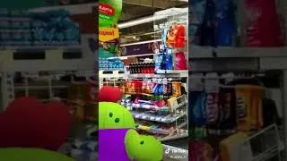 прикол Из тик тока Магазин с родителями в Америке vs Росии