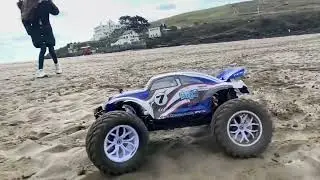 Ruben testing his 4x4 Bugster RC Car on the beach