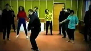 How to dance to dubstep