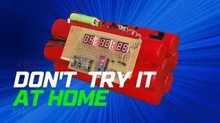 Online Digital Clock. Dynamite design. 