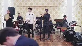 Низомчон Азимов дар туй суруди Атлас.