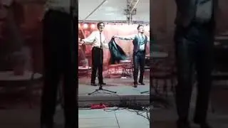 Левая, правая где сторона? Улица, улица... ты, брат, пьяна!