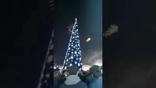 Предновогодний салют в Дербенте 2020г, с телефона.