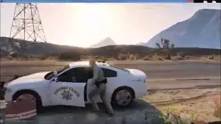 GTA 5 LSPDFR Highway Patrol #1 - Slick top Charger High Speed Pursuit!