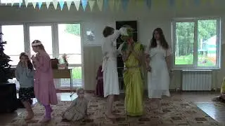 Спектакль про червячка. Взрослые с детьми. Летние Встречи 08.2024.