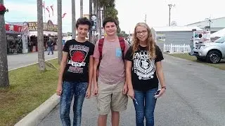 The fair with the budds! *young jenna*