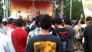 Rock The World 2011 - Thy Regiment - Moshing (1)