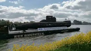 U-17 submarine transported over Dutch rivers, closer view