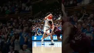 Tyrese Proctor with the tough lay! 