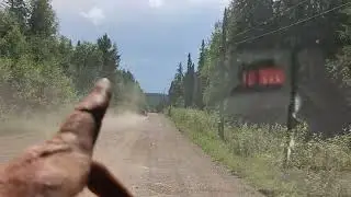 О культуре вождения на пыльных грунтовых дорогах. мат! 18+! Бомбануло.
