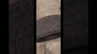 Вставляем ремонтный шип.