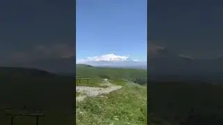 Вид на Эльбрус с перевала Гум-Баши