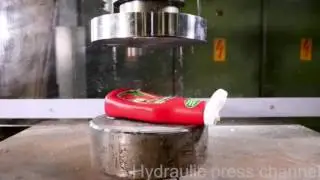 Кетчуп и зубная паста под прессом