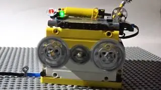 Automatic Lego Air Compressor- THE LEGO MASTER