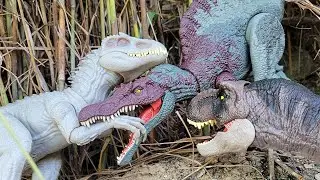 PURPLE SPINOSAURUS VS INDOMINUS REX VS T-REX VS 🦖 Jurassic World Toy Movie | Battle Dinosaur