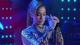 La Zarra - Fille de joie (Live) - Le Grand Studio RTL