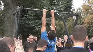 Swindle on the horizontal bar in Lviv