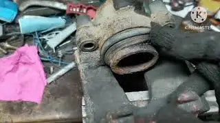 W 210, востанавливаю передние тормоза.